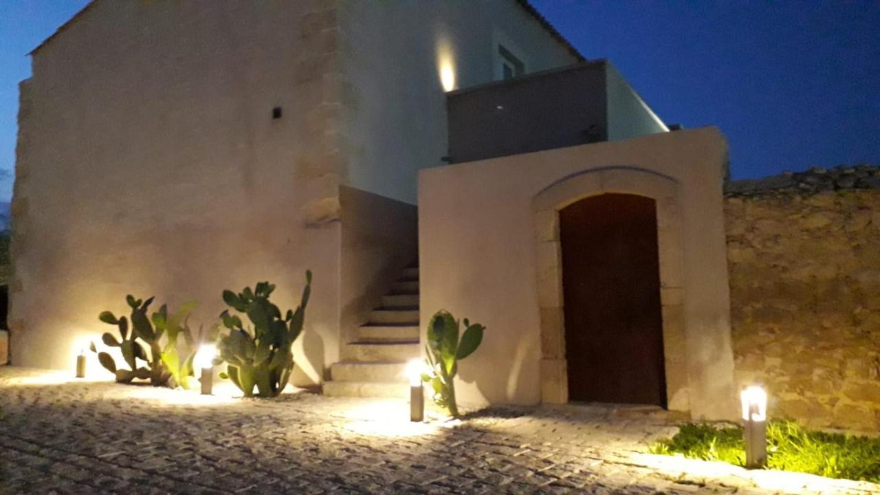 Ballium Luxury Relais Avola Exteriér fotografie