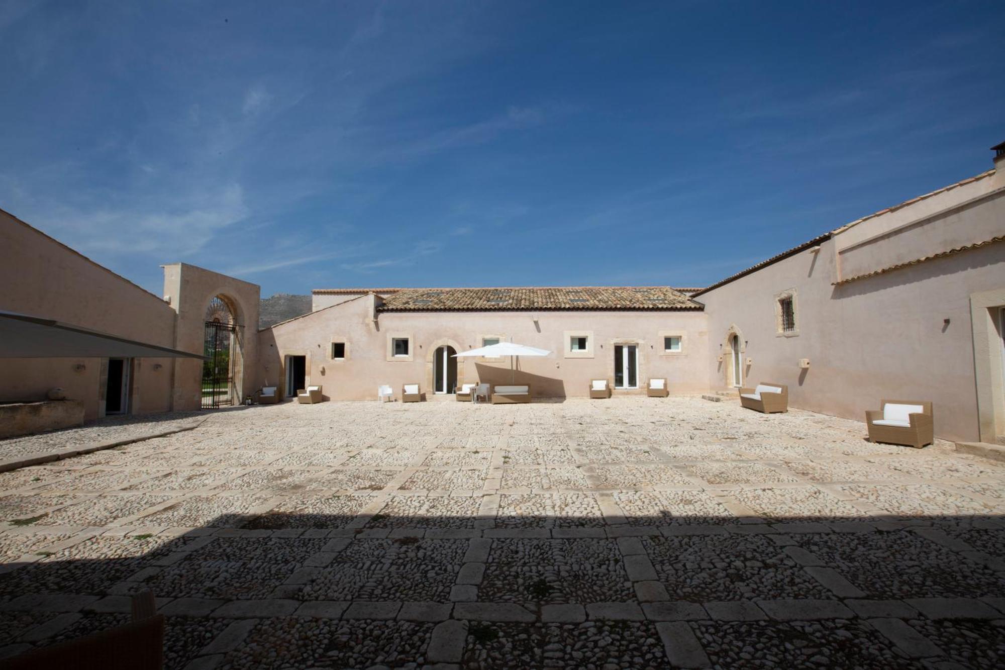 Ballium Luxury Relais Avola Exteriér fotografie