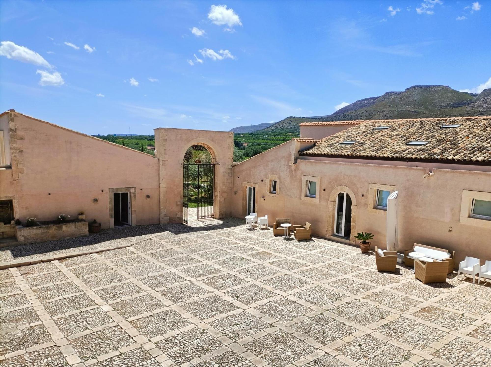 Ballium Luxury Relais Avola Exteriér fotografie
