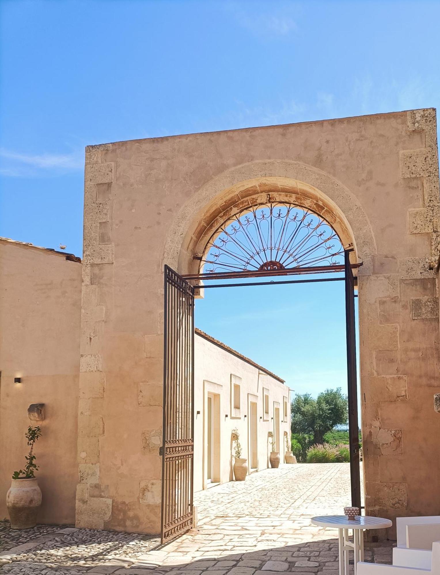 Ballium Luxury Relais Avola Exteriér fotografie